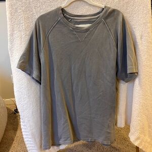 Men’s Large goodfellow shortsleeve sweater